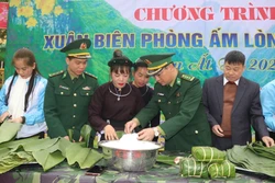 Chương trình “Xuân Biên phòng ấm lòng dân bản” tại Cao Bằng