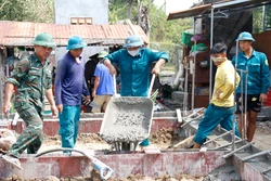 Lãnh đạo Bình Thuận thể hiện quyết tâm hoàn thành mục tiêu xóa nhà tạm