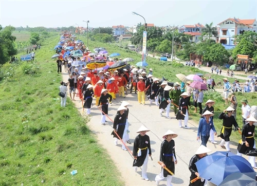 Lễ hội Gióng Phù Đổng 2015