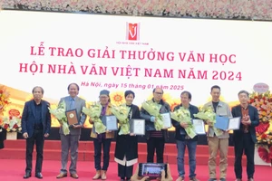 Nhà văn Y Ban nhận Giải Đặc biệt Giải thưởng Hội Nhà văn 2024