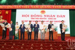 Thái Nguyên bầu bổ sung hai Phó chủ tịch Uỷ ban nhân dân tỉnh