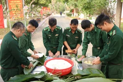 Bộ đội biên phòng Đắk Lắk đón Tết trên vùng biên của Tổ quốc