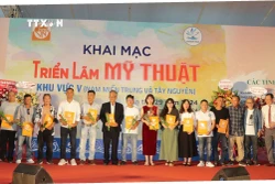 Khánh Hoà: 183 tác phẩm hội họa và điêu khắc tham dự Triển lãm mỹ thuật Miền Trung và Tây Nguyên