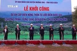 Khởi công dự án cấp điện nông thôn “Bừng sáng Điện Biên” tại huyện nghèo Mường Ảng