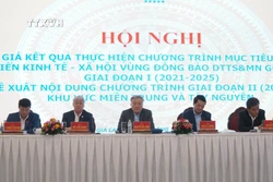 Hội nghị diễn ra dưới sự chủ trì của các đồng chí lãnh đạo Đảng và Nhà nước. Ảnh: Hoài Nam – TTXVN