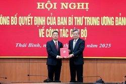 Ông Nguyễn Mạnh Hùng giữ chức Phó Bí thư Tỉnh ủy Thái Bình