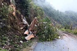 Hà Giang: Lở đá làm 1 em bé tử vong